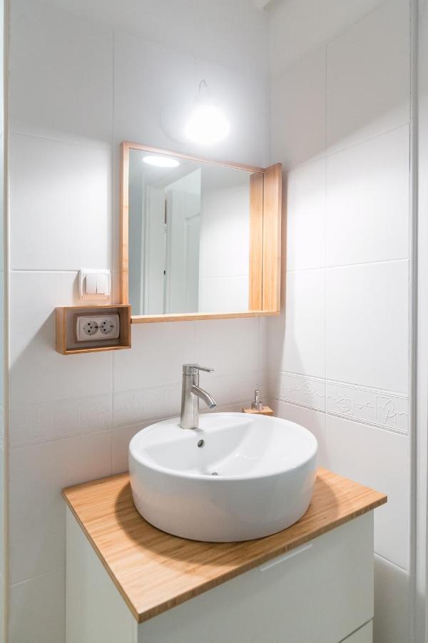 בודפשט Peaceful Apartment Near Buda Castle And Chain Bridge מראה חיצוני תמונה
